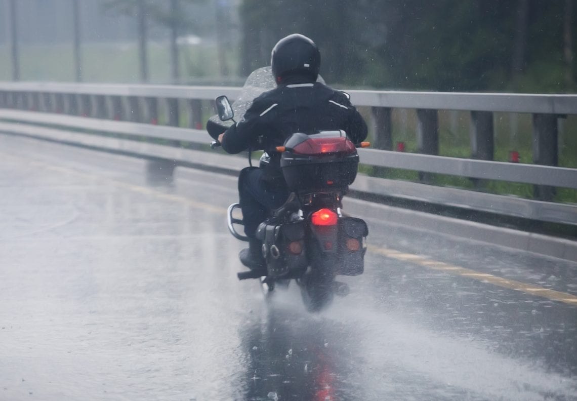 Yağmurlu Havalar İçin Su Geçirmez Motosiklet